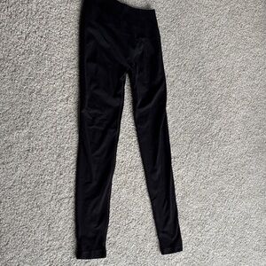 Alphalete Small Leggings